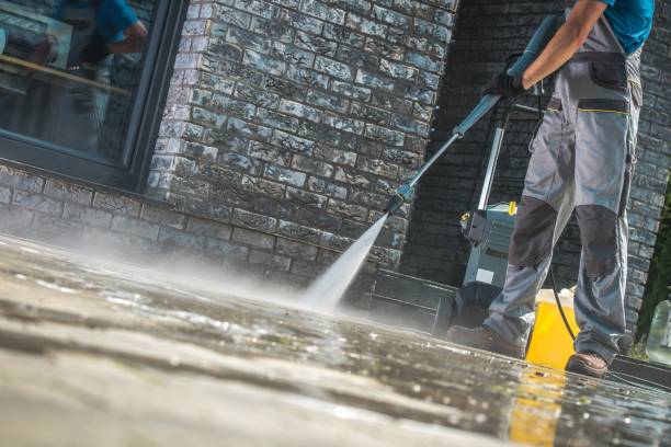 Best Pool Deck Cleaning  in Ossun, LA